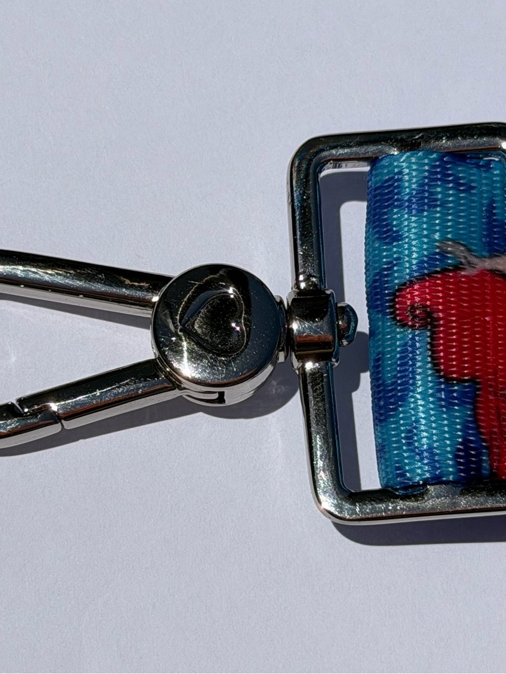 Harveys Seatbelt The Little Mermaid Ariel & Flounder Click N Go CNG Keychain - Picture 9 of 14